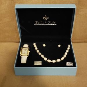 Bella & Rose Fresh Water Pearls Set